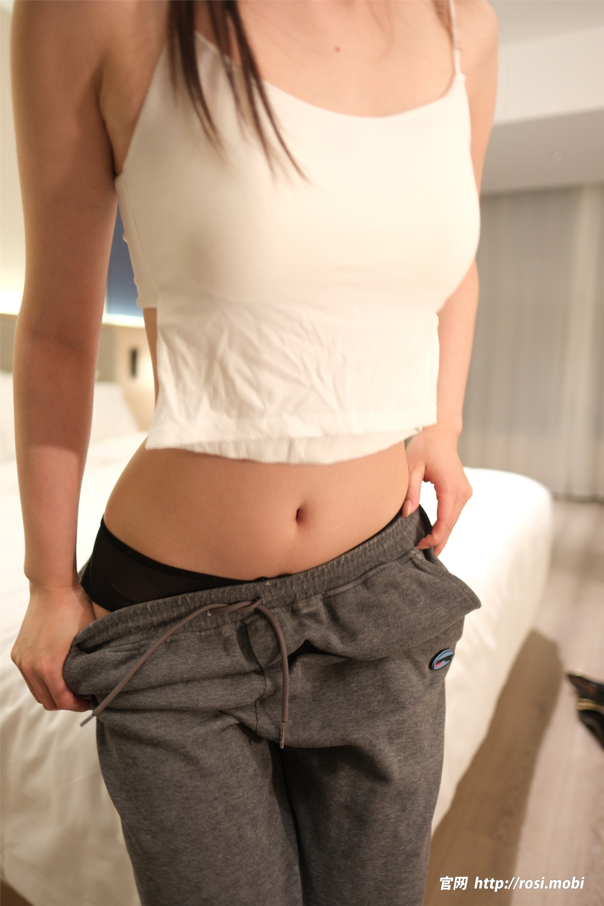 ROSI写真 2025.05.14 NO.4909